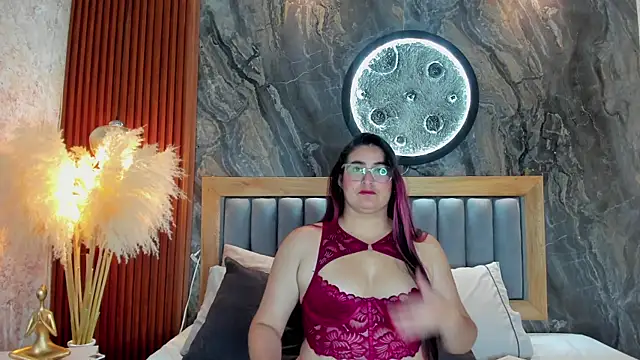 BellaPeers  online show from 8, 11, 2025