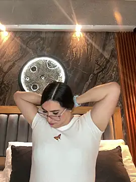 BellaPeers  online show from 26, 2, 2026