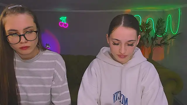 queenofjoyy online show from 3, 12, 2024