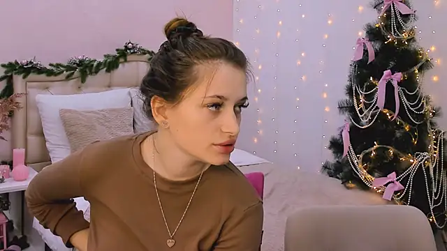 queenofjoyy online show from 19, 12, 2024