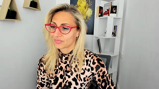 MuseOfStage online show from 10, 9, 2025