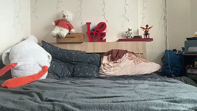 LinelikeOverseer online show from 8, 3, 2026