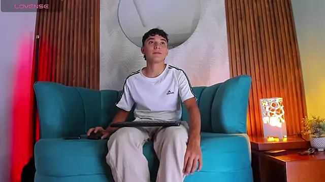 Snapshot of Austin_Cardieff chatting on 29, 1, 2025 Austin Cardieff online show from 29, 1, 2025