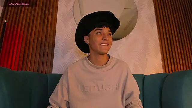 Snapshot of Austin_Cardieff chatting on 31, 1, 2025 Austin Cardieff online show from 31, 1, 2025