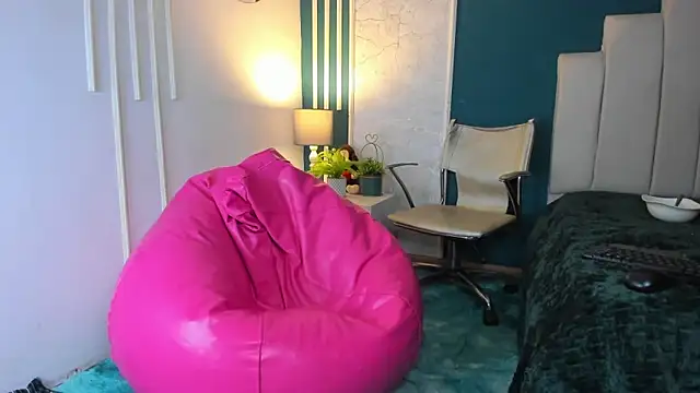 Snapshot of Austin_Cardieff chatting on 6, 2, 2025 Austin Cardieff online show from 6, 2, 2025