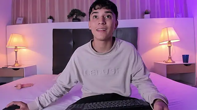 Snapshot of Austin_Cardieff chatting on 11, 3, 2025 Austin Cardieff online show from 11, 3, 2025