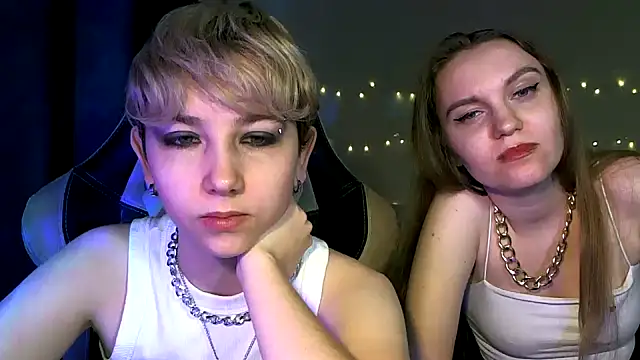 Snapshot of velvetvalkyries chatting on 16, 3, 2025 velvetvalkyries online show from 16, 3, 2025