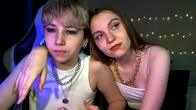 Snapshot of velvetvalkyries chatting on 16, 3, 2025 velvetvalkyries online show from 16, 3, 2025