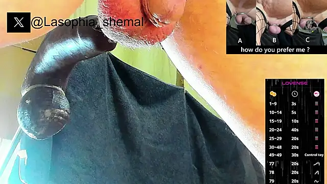 Snapshot of Lasofia chatting on 1, 2, 2026 Lasofia online show from 1, 2, 2026