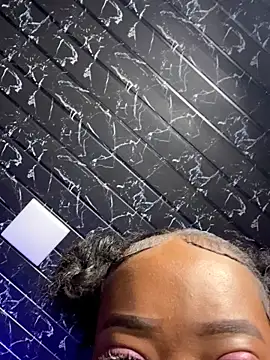 Thyana LS online show from 1, 11, 2025