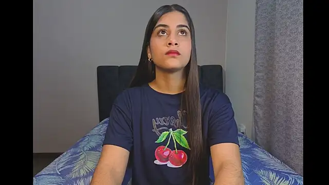 MiaOrtizCam online show from 5, 3, 2026