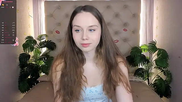 Snapshot of Julie_Rhodes chatting on 1, 3, 2025 Julie Rhodes online show from 1, 3, 2025