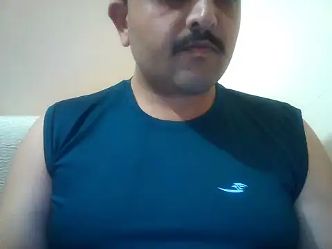 Snapshot of Akhil3290 chatting on 8, 4, 2026 Akhil3290 online show from 8, 4, 2026