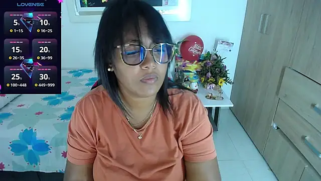 Snapshot of miajoseph_ chatting on 17, 2, 2025 miajoseph online show from 17, 2, 2025