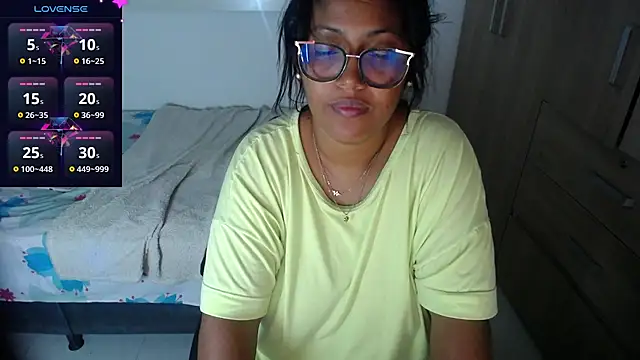 Snapshot of miajoseph_ chatting on 27, 2, 2025 miajoseph online show from 27, 2, 2025