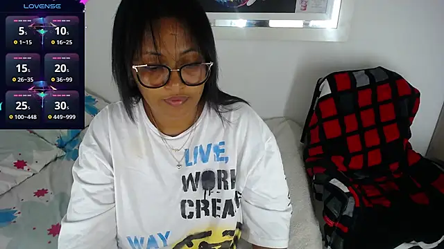 Snapshot of miajoseph_ chatting on 1, 3, 2025 miajoseph online show from 1, 3, 2025