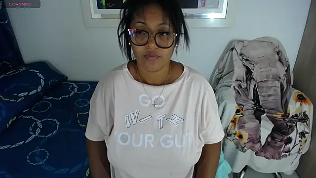 Snapshot of miajoseph_ chatting on 19, 3, 2025 miajoseph online show from 19, 3, 2025