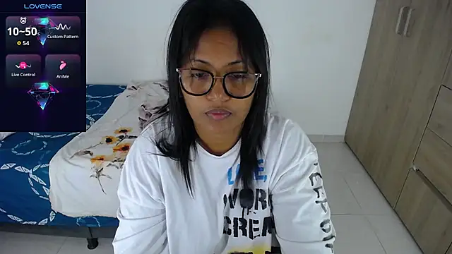 Snapshot of miajoseph_ chatting on 10, 9, 2025 miajoseph online show from 10, 9, 2025