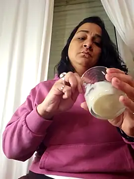 paulinaDiaz1 online show from 18, 1, 2026