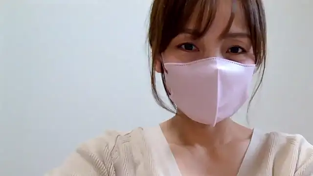 caro-caro online show from 3, 10, 2025