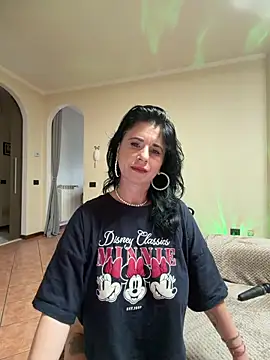 Snapshot of MichelleCara chatting on 16, 4, 2026 MichelleCara online show from 16, 4, 2026