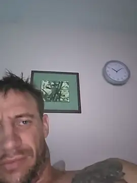 Snapshot of Highfrog1 chatting on 5, 8, 2026 Highfrog1 online show from 5, 8, 2026