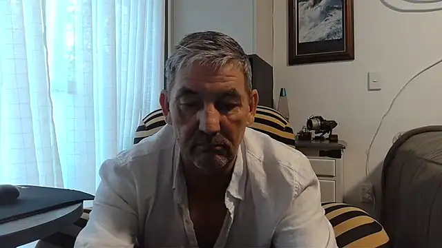 ChunkyMonkey007 online show from 25, 1, 2025