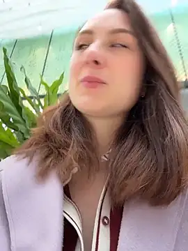 Dina Tease online show from 7, 4, 2026