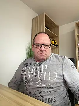 coupleLatinaLovers online show from 10, 12, 2024