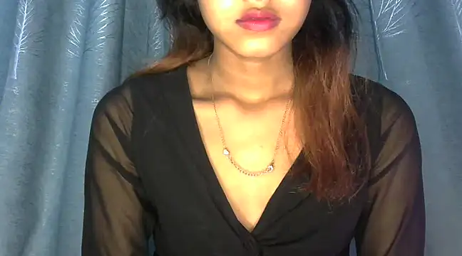 Snapshot of jassi-just18 chatting on 8, 1, 2025 jassi-just18 online show from 8, 1, 2025