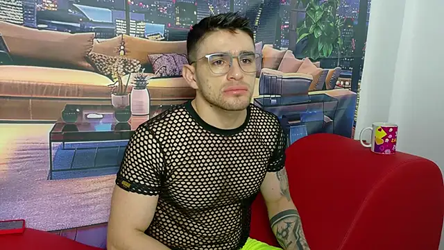Sexy Alejandro  online show from 15, 3, 2025