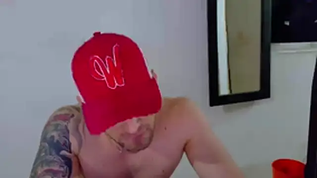 Sexy Alejandro  online show from 23, 11, 2025