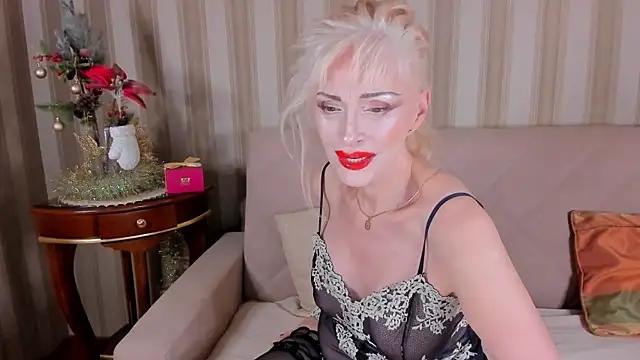 Snapshot of Rita_Farel chatting on 26, 12, 2024 Rita Farel online show from 26, 12, 2024