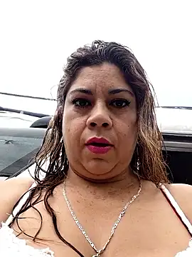 Laura-Hernandez online show from 6, 1, 2026