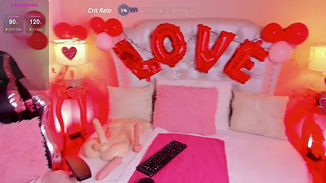 AliceLamore online show from 11, 2, 2025