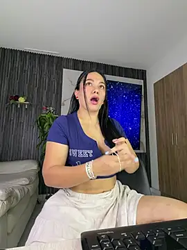 Snapshot of Abril10_ chatting on 17, 7, 2026 Abril10 online show from 17, 7, 2026