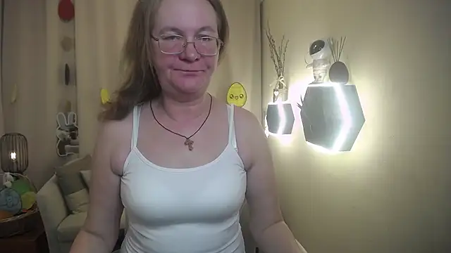 HolyMilfa online show from 4, 4, 2026