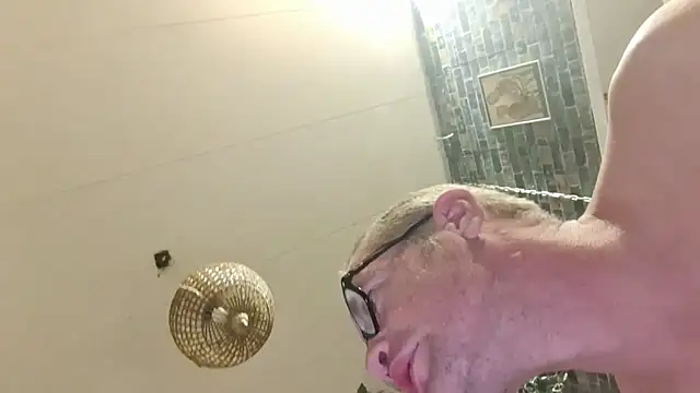 Snapshot of mikeythebestsucker chatting on 25, 5, 2026 mikeythebestsucker online show from 25, 5, 2026