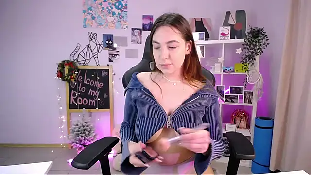 MelissaLovvv online show from 1, 2, 2025