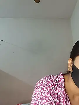 Snapshot of Nadia-2 chatting on 3, 2, 2025 Nadia-2 online show from 3, 2, 2025