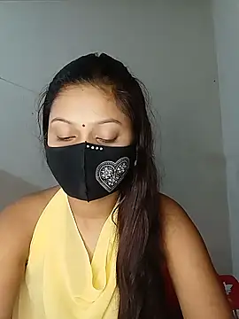 Snapshot of Nadia-2 chatting on 5, 2, 2025 Nadia-2 online show from 5, 2, 2025