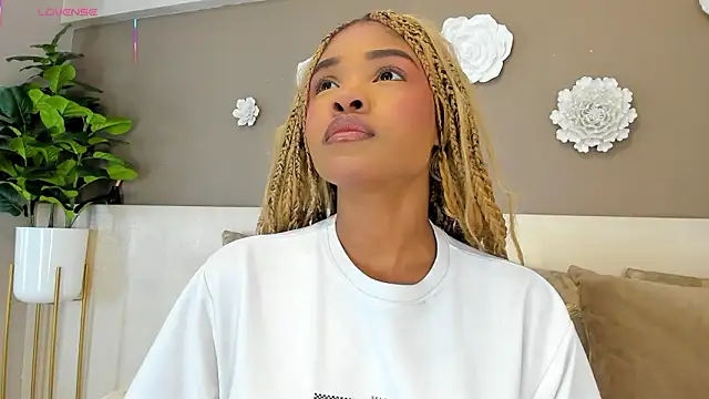 AriaFoster online show from 8, 2, 2026