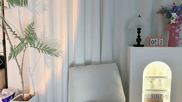 Snapshot of Fairy-HF chatting on 10, 4, 2026 Fairy-HF online show from 10, 4, 2026