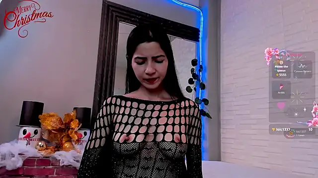 Snapshot of sweetieandjuicyy chatting on 18, 12, 2024 sweetieandjuicyy online show from 18, 12, 2024
