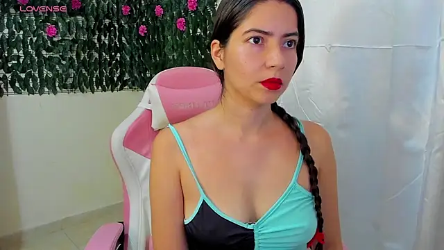 Snapshot of sweetieandjuicyy chatting on 23, 9, 2025 sweetieandjuicyy online show from 23, 9, 2025