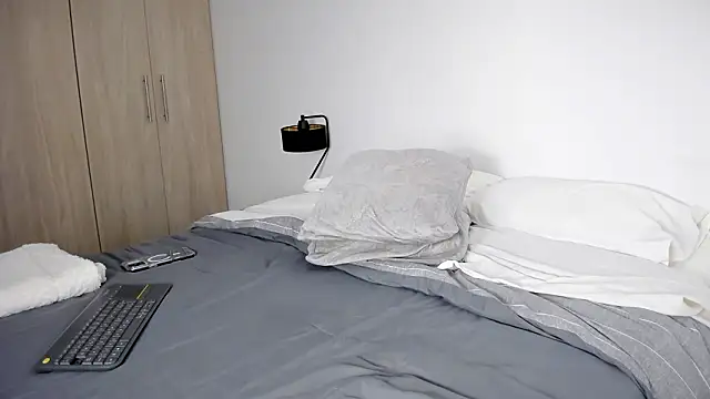 Snapshot of Bella_rossinii_ chatting on 27, 2, 2026 Bella rossinii online show from 27, 2, 2026