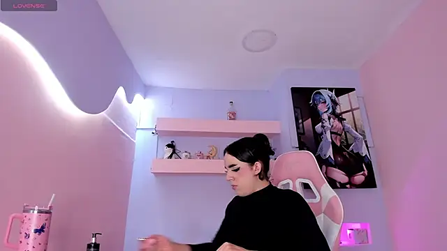 JustinePerry online show from 2, 3, 2025