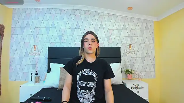 JustinePerry online show from 20, 10, 2025