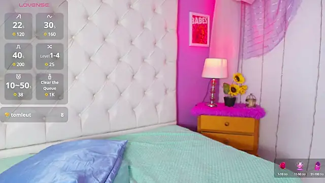 Trixiroy online show from 31, 1, 2025