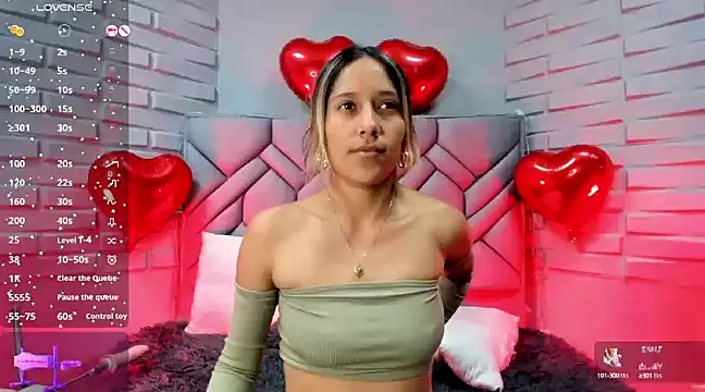 Snapshot of BriannaHarps chatting on 5, 2, 2025 BriannaHarps online show from 5, 2, 2025